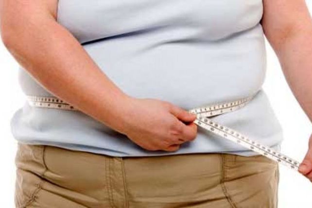 Dormir con mucha luz podría aumentar el riesgo de obesidad