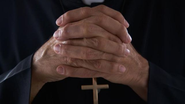 Condenan a un cura santafesino por abuso sexual a una adolescente durante un campamento