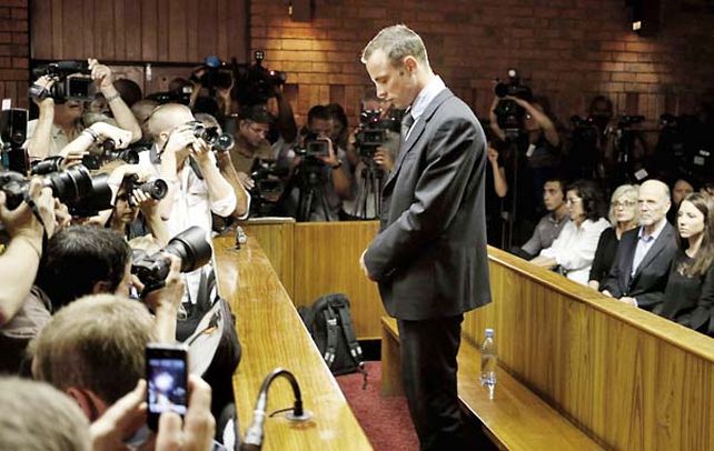 Sala de audiencias. El atleta olímpico de las piernas amputadas que disparó contra su novia