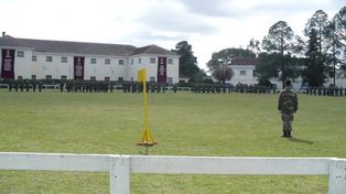 Un joven entró a un regimiento del Ejército y quiso robar un tanque