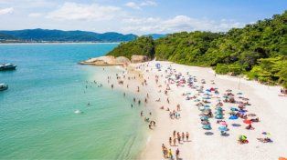 Florianópolis, otra de las playas de Brasil donde hay casos de gastroenteritis