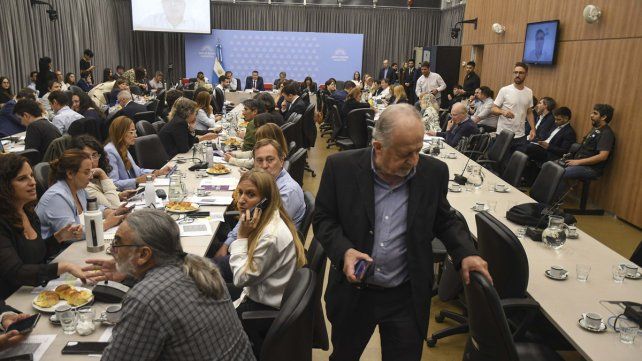 Con la presencia de nuevos expositores