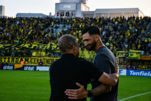 Boghossian y Aguirre, DT de Peñarol. El técnico de Maldonado dijo que para Central va a difícil, pero no imposible.