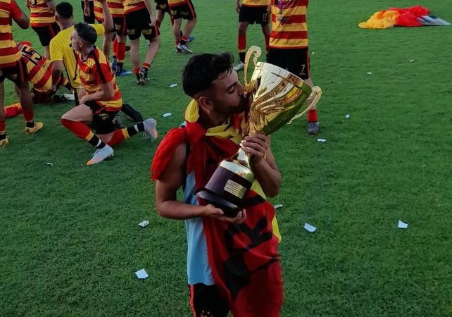 Club Neuquén aún sigue festejando la tercera