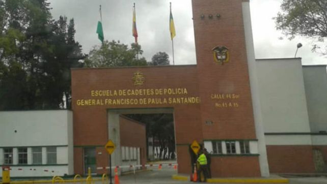 El lugar elegido para el encuentro es la Escuela de Policía General Santander.