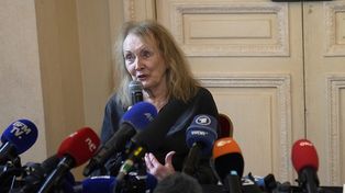 La escritora francesa Annie Ernaux fue galardonada este jueves con el Premio Nobel de Literatura.&nbsp;