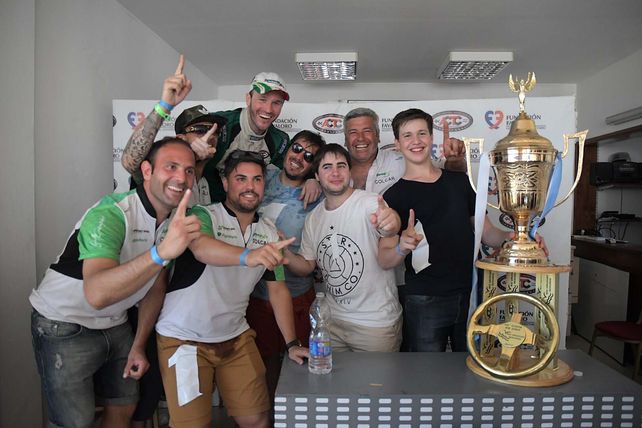 Canapino se consagró campeón del Turismo Carretera por segunda vez