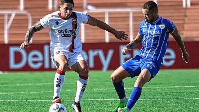 Newells pisará la cancha de Colón para medirse con Midland por los 32vos de final de la Copa Argentina.