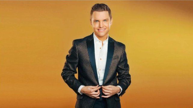 Santiago del Moro será el conductor