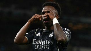 Con un doblete de Vinicius, Real Madrid le volvió a ganar al City y clasificó a cuartos
