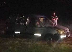 Un nuevo ataque en la autopista: chocaron contra una piedra y los asaltaron con una escopeta 
