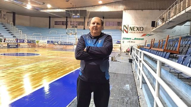 Oscar Bonell habló de la formación del equipo.