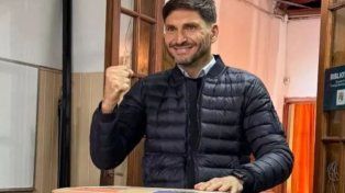 Votó el gobernador de Santa Fe, Maximiliano Pullaro, y dijo que la de hoy es una elección bisagra