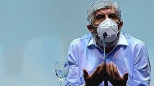 Moyano recibió la dosis y se defendió: No formé parte para nada de ninguna nómina de vacunados vip