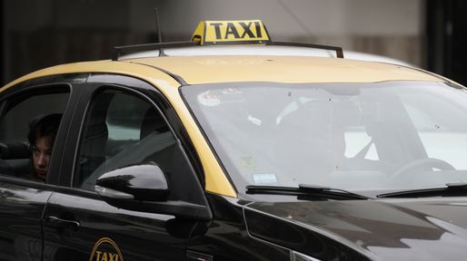 Un clásico del Concejo: se larga la rosca por un aumento en el servicio de taxis