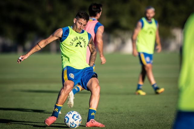 O'Connor se recuperó tras la operación y ante San Lorenzo ya fue al banco. Es otra de las alternativas en Central.