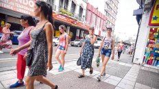 La calle San Luis es uno de los centros comerciales más activos de la ciudad. La calle San Luis es uno de los centros comerciales más activos de la ciudad.