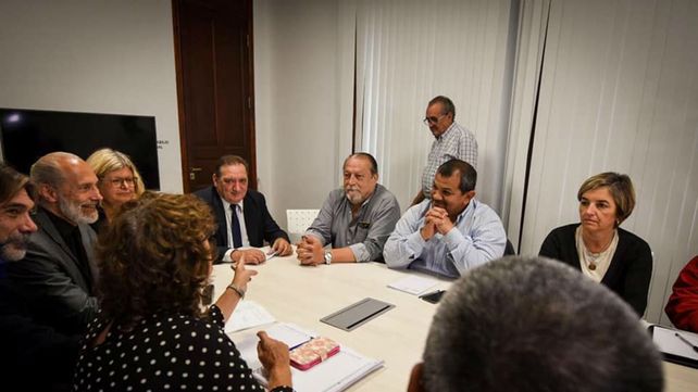 El viernes dialogarán con los docentes
