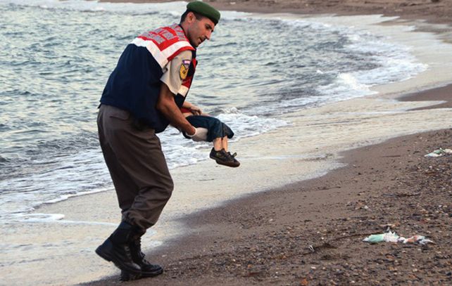Los niños murieron ahogados cuando intentaban llegar a Grecia desde Turquía.
