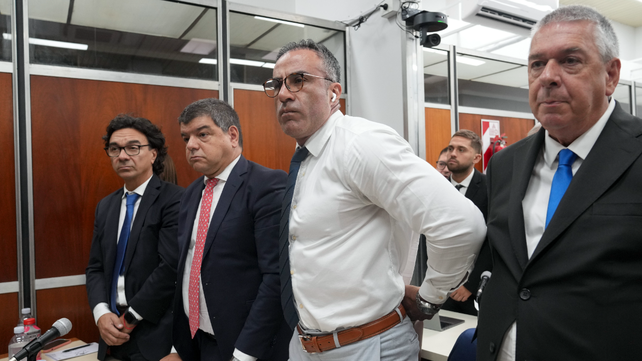 El neurocirujano amplía su equipo de defensores para enfrentar el juicio que lo tiene como acusado por la muerte de Diego Maradona.