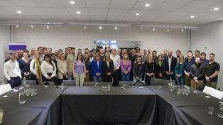 Dirigentes de todos los partidos que integran Unidos confluyeron en la sede de Creo.