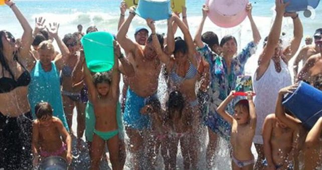 El reto del cubo de agua helada logró descubrimientos