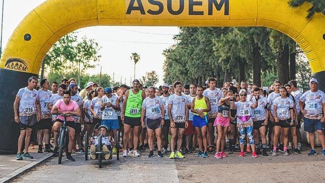 La maratón nocturna desarrollada en Recreo volvió a tener una buena convocatoria.