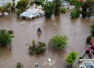 Milei vetó la ley de emergencia por las inundaciones en Bahía Blanca