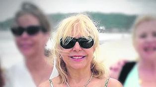 Una fiscal pidió licencia por enfermedad, se fue a Brasil y subió las fotos del viaje a Facebook