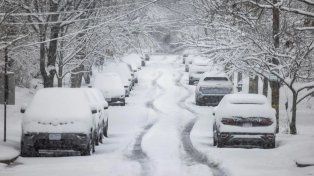 Estados Unidos asolada por la tormenta Fern, que dejó a casi un millón de personas sin electricidad