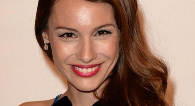 ¿Si lo de Pampita no es un chupón en el cuello... entonces qué es?