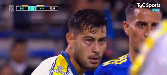 Ojeda tuvo que salir por la hinchazón en el ojo tras el puñetazo del Pulpo González.