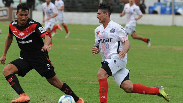 No alcanzó. Yassogna marcó el 2º del charrúa ante Cambaceres.