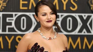 Selena Gómez comparó dos fotos suyas en bikini y compartió una valiosa reflexión sobre los cambios físicos