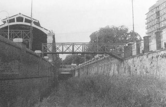 El túnel, abandonado. 
