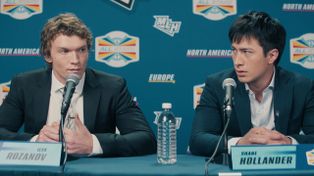 Connor Storrie y Hudson Williams protagonizan Heated Rivalry, la serie furor del momento que desde este viernes 6 se puede ver en HBO Max