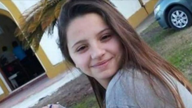 Ursula Bahillo tenía 18 años. Su cuerpo fue hallado en la zona rural de Rojas.