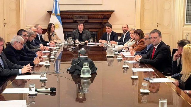 El embajador de Israel en argentina &nbsp;Eyal Sela participó del Comité de Crisis convocado por Javier Milei para involucrarse en el conflicto entre Israel e Irán