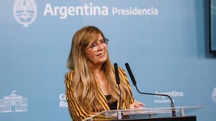 Cerruti, la portavoz presidencial, realizó el anuncio.