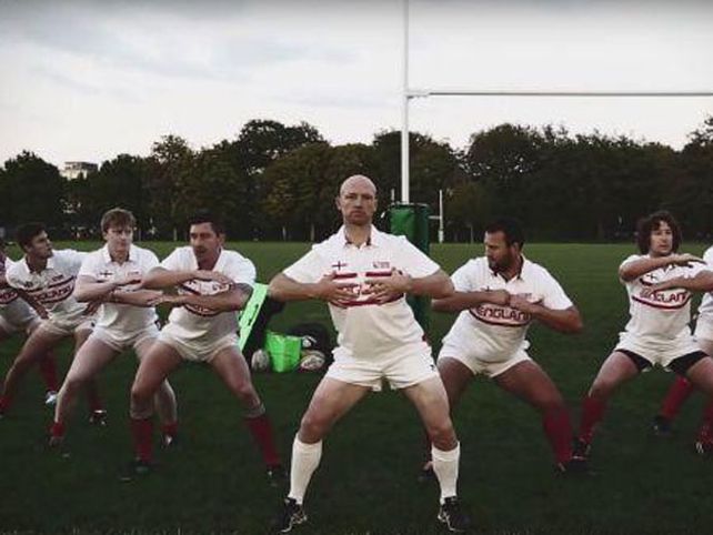 Los ingleses se burlan del Haka de los All Blacks