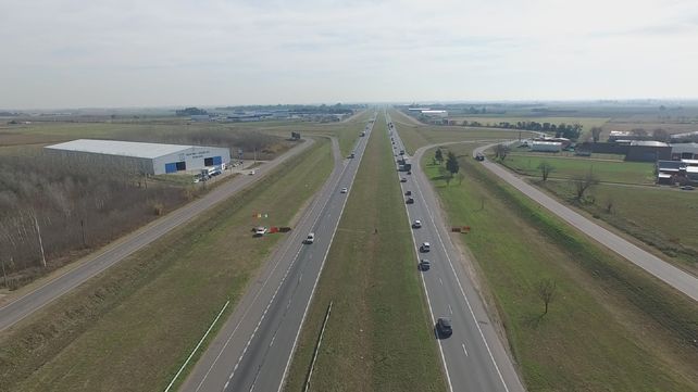 Un robo de caballos en cercanías a la autopista a Buenos Aires derivó en el hallazgo de un homicidio.