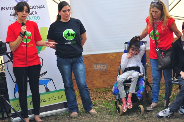 Las luchadoras madres de Mamá Cultiva explicaron por qué necesitan la legalización del autocultivo de la marihuana en el país. Foto UNO Juan Manuel Hernández.&nbsp;