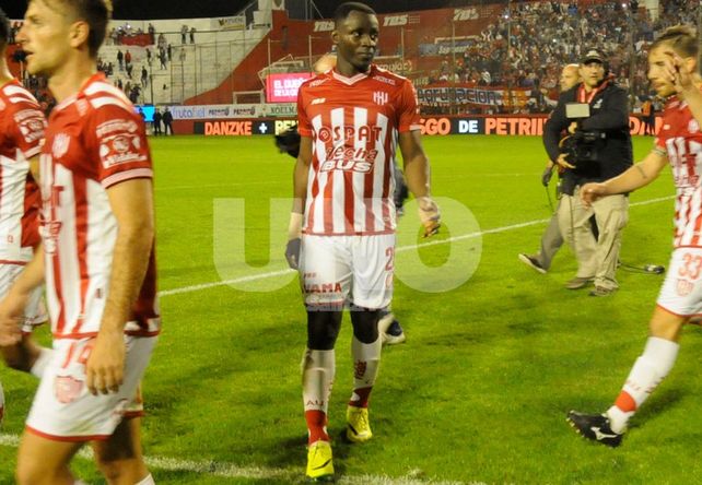 Con las defensas altas