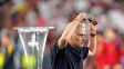 Mourinho regaló su medalla tras la derrota en la final