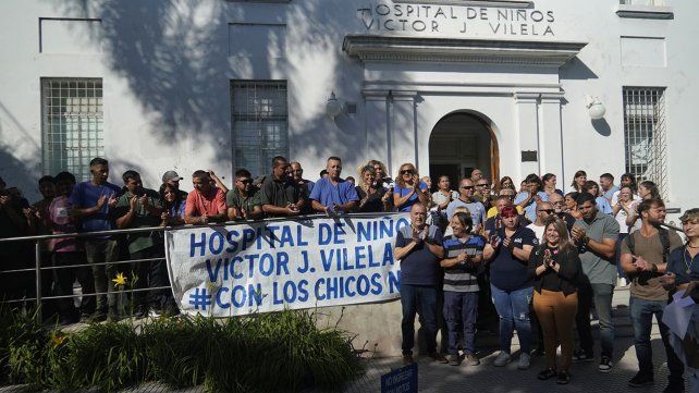 Postales del abrazo solidario al Hospitel de Niños Víctor J. Vilela&nbsp;