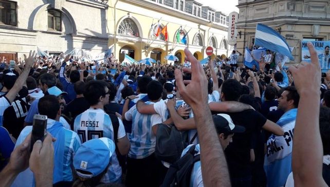 ¡La argentinidad, al palo! Euforia entre los hinchas y los jugadores de la Selección