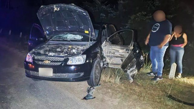 En el siniestro vial se vieron involucrados una camioneta y dos autos. Ocurrió en la madrugada del domingo