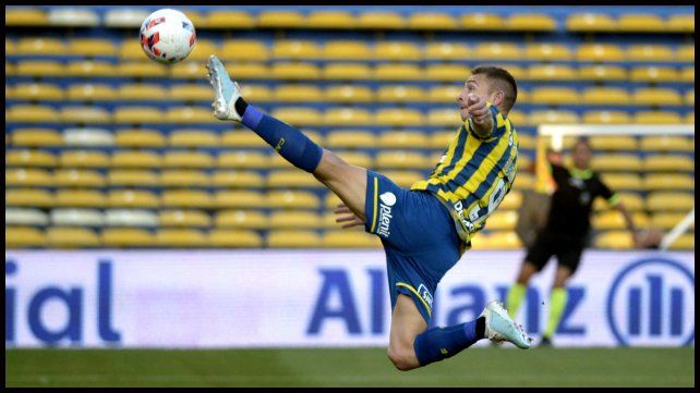 Así buscó el 9 durante todo el partido.