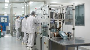 Argentina produjo las primeras 150 mil dosis del componente 2 de la vacuna Sputnik V