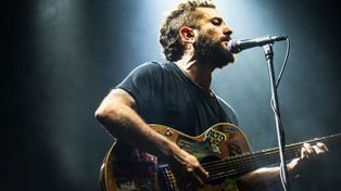 Entre cuerdas y letras cierra el año con una gala solidaria en La Comedia